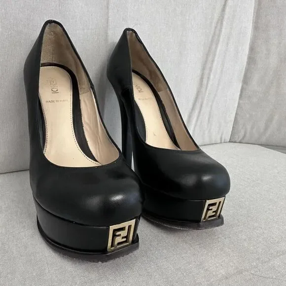Fendi Decollete Nappa Nero Gold Logo Front Platform Pumps Women's EU Size 37.5 - Picture 3 of 10